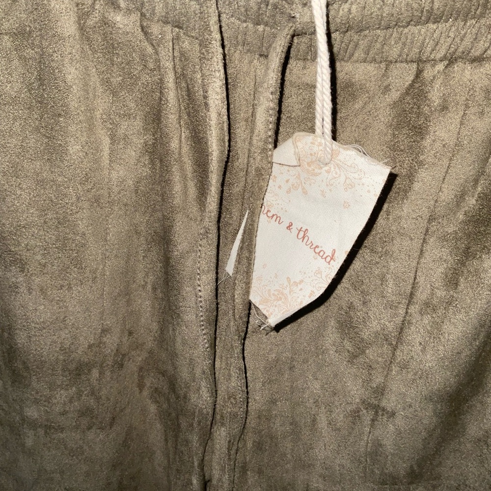 Hem & Thread Soft Suede Cloth Joggers